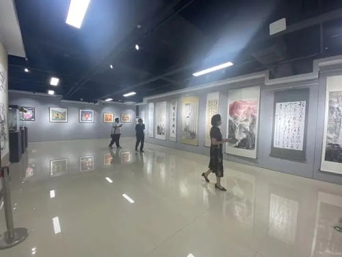 岫岩农民画展 乡土丹青献礼党的二十大